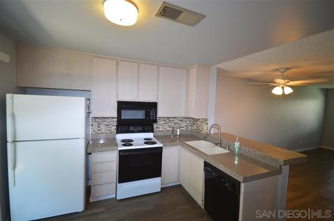 10205 Peaceful Ct, Santee, CA 92071 photo 4