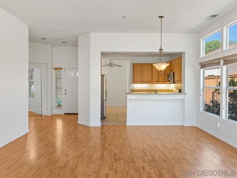 3111 Olive Knoll Pl, Escondido, CA 92027 photo 4