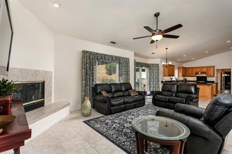 1289 Lorenzo Dr, Fallbrook, CA 92028 photo 6