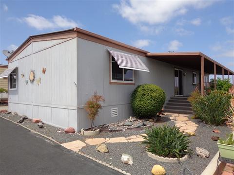 258 Brookside Ln, Oceanside, CA 92056 photo 1