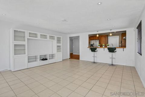 7467 Seneca Pl, La Mesa, CA 91942 photo 10