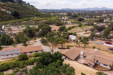 2017 Orange Ave, Ramona, CA 92065 photo 2