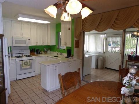 9320 Earl St #10, La Mesa, CA 91942 photo 6