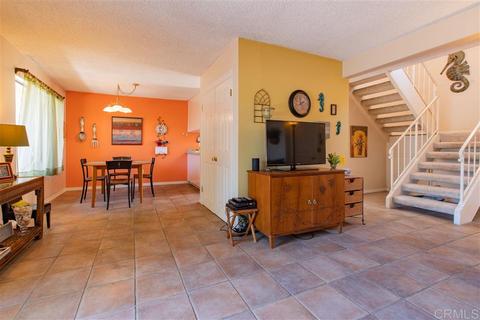 1826 Stonebrook Ln, Encinitas, CA 92024 photo 1