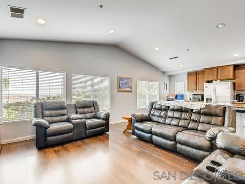 2980 Lake Breeze Ct, Spring Valley, CA 91977 photo 8