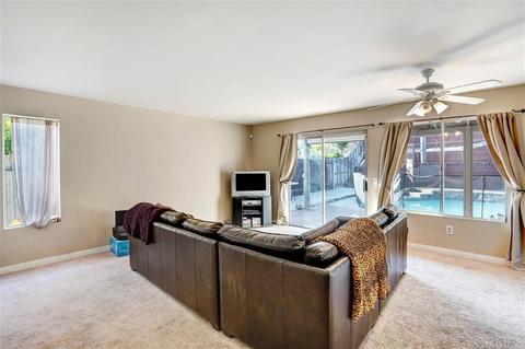10284 Moorpark St, Spring Valley, CA 91978 photo 7