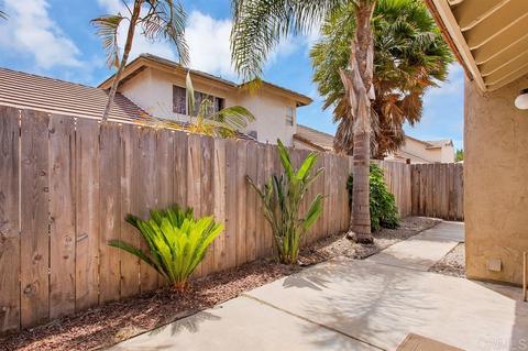 319 Pennyroyal Way, Oceanside, CA 92057 photo 20