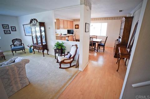 2935 Mesa Dr, Oceanside, CA 92054 photo 4