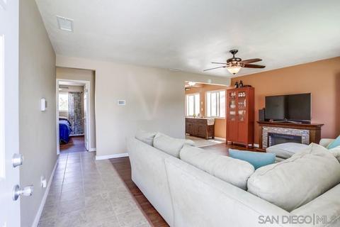 4191 Lonnie St, Oceanside, CA 92056 photo 2
