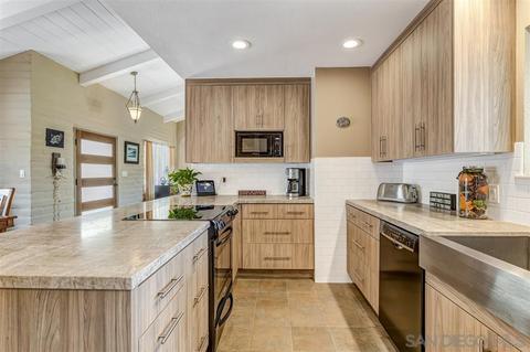 154 Sierra St, Escondido, CA 92025 photo 8