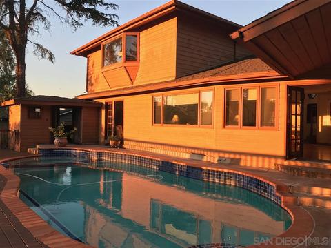 9493 Ridgecrest Dr, La Mesa, CA 91941 photo 3