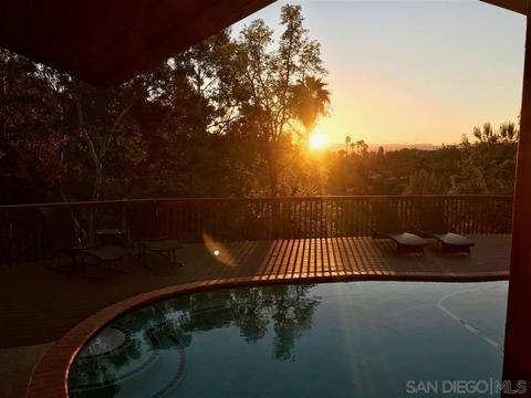 9493 Ridgecrest Dr, La Mesa, CA 91941 photo 4