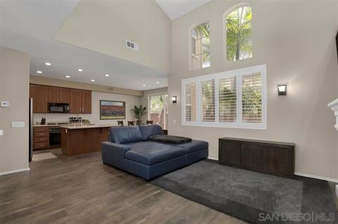 6415 Bluegrass Ln, Carlsbad, CA 92011 photo 2