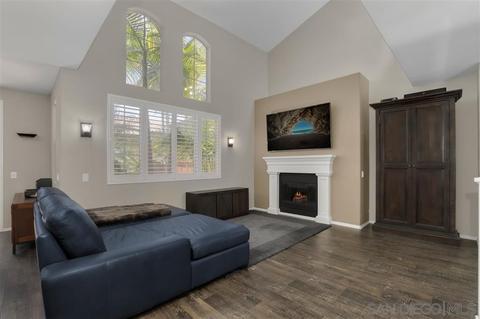 6415 Bluegrass Ln, Carlsbad, CA 92011 photo 3