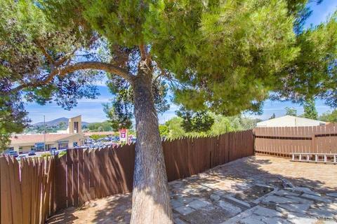 7930 Hillside Dr, La Mesa, CA 91942 photo 23