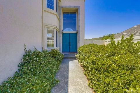 2153 View Crest Gln, Escondido, CA 92026 photo 2