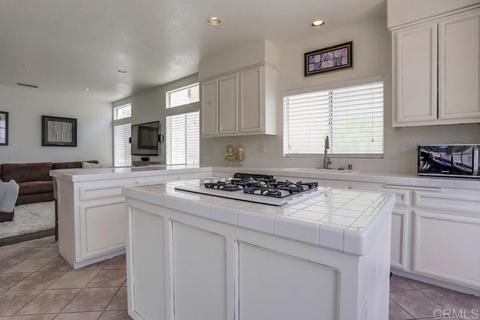 2153 View Crest Gln, Escondido, CA 92026 photo 11