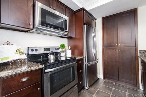 1075 Shadowridge Dr #61, Vista, CA 92081 photo 8