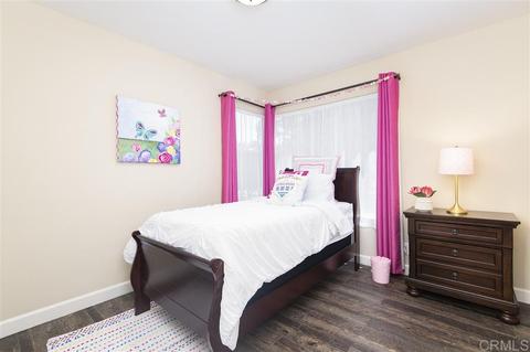 1075 Shadowridge Dr #61, Vista, CA 92081 photo 15