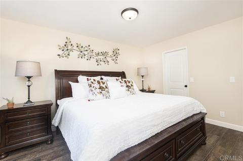 1075 Shadowridge Dr #61, Vista, CA 92081 photo 11
