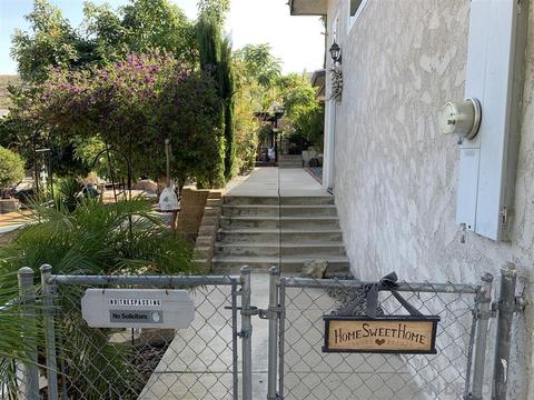 8586 Almond Cir, Lakeside, CA 92040 photo 5