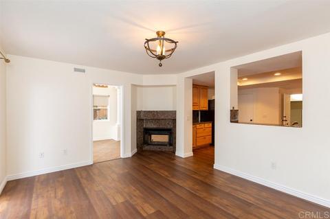 1889 Avenida Segovia, Oceanside, CA 92056 photo 4