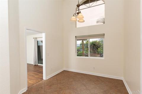1889 Avenida Segovia, Oceanside, CA 92056 photo 10