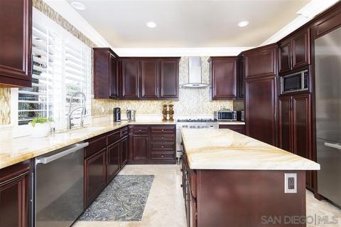6711 Blue Point Dr, Carlsbad, CA 92011 photo 11