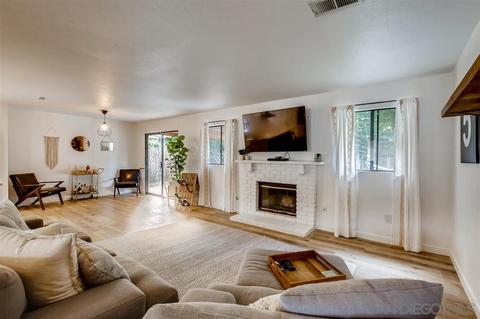 3742 Cameo Dr, Oceanside, CA 92056 photo 5