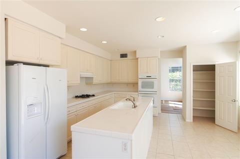 1935 Ivy Rd, Oceanside, CA 92054 photo 12