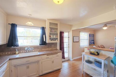 4255 Blackton Dr, La Mesa, CA 91941 photo 9