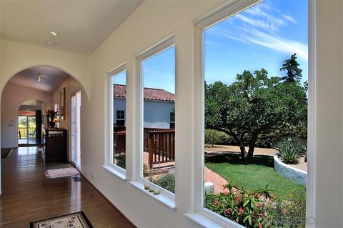 940 Barsby St, Vista, CA 92084 photo 5