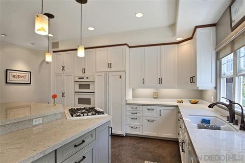 940 Barsby St, Vista, CA 92084 photo 10
