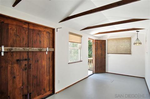 940 Barsby St, Vista, CA 92084 photo 24