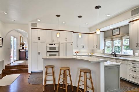 940 Barsby St, Vista, CA 92084 photo 9