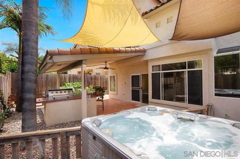 1040 Gallery Dr, Oceanside, CA 92057 photo 24