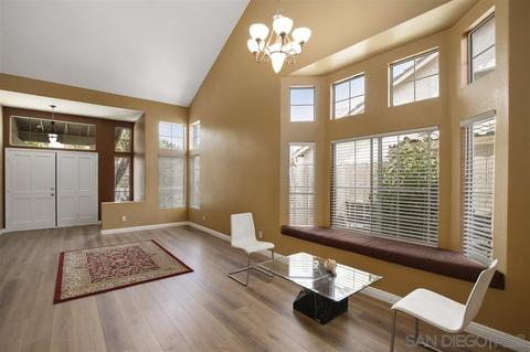 1040 Gallery Dr, Oceanside, CA 92057 photo 3