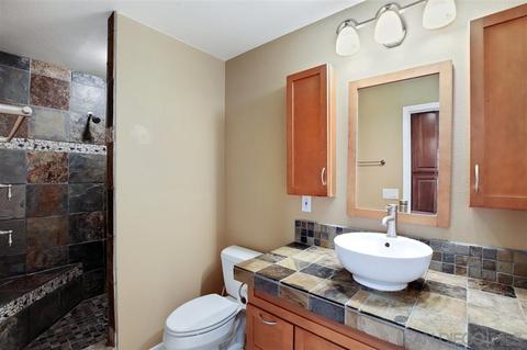 1040 Gallery Dr, Oceanside, CA 92057 photo 21