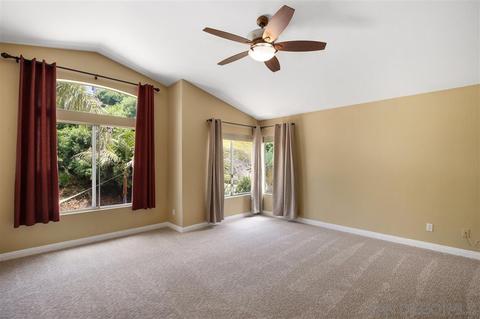 1040 Gallery Dr, Oceanside, CA 92057 photo 15