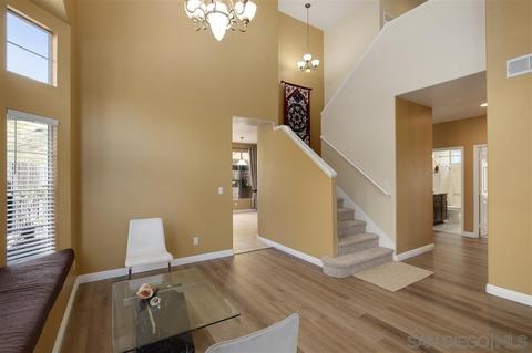 1040 Gallery Dr, Oceanside, CA 92057 photo 2