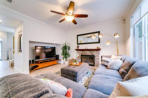 7739 Corte Promenade, Carlsbad, CA 92009 photo 4