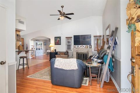 10156 E Glendon Cir, Santee, CA 92071 photo 4