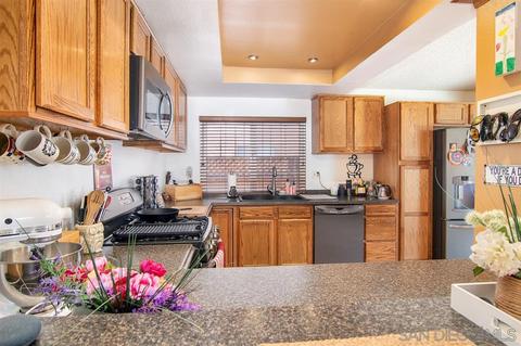 10156 E Glendon Cir, Santee, CA 92071 photo 12