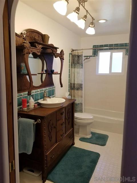 11668 Oak Creek Dr, Lakeside, CA 92040 photo 7