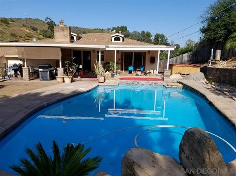 11668 Oak Creek Dr, Lakeside, CA 92040 photo 2