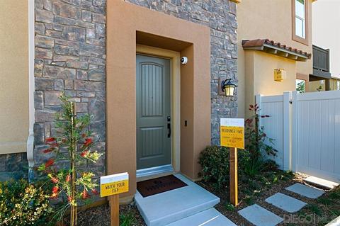 3306 Telaga Rd, Carlsbad, CA 92010 photo 1