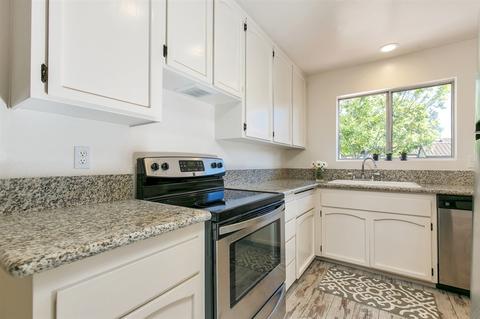 358 Abington Rd, Encinitas, CA 92024 photo 16