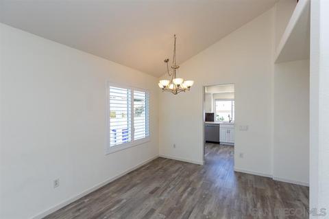 4652 Cordoba Way, Oceanside, CA 92056 photo 4