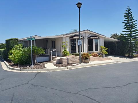 1648 Desert Gln, Escondido, CA 92026 photo 1