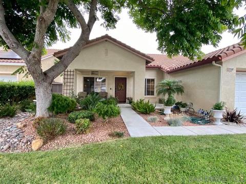 3960 Colina Ct, Oceanside, CA 92058 photo 2